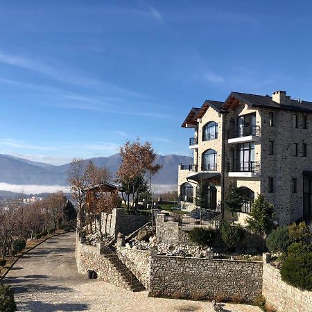 Bujtina Vrenezi Hotel Peshkopia Kültér fotó