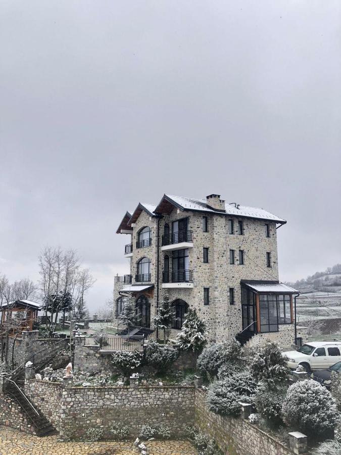 Bujtina Vrenezi Hotel Peshkopia Kültér fotó