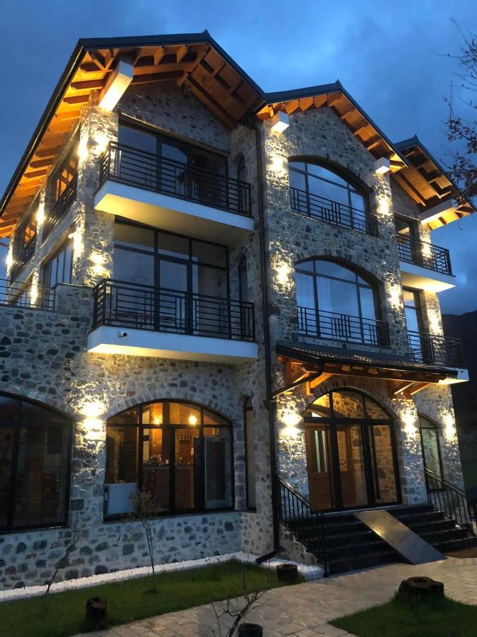 Bujtina Vrenezi Hotel Peshkopia Kültér fotó
