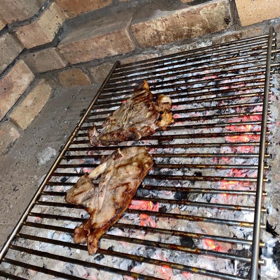 Bujtina Vrenezi Hotel Peshkopia Kültér fotó