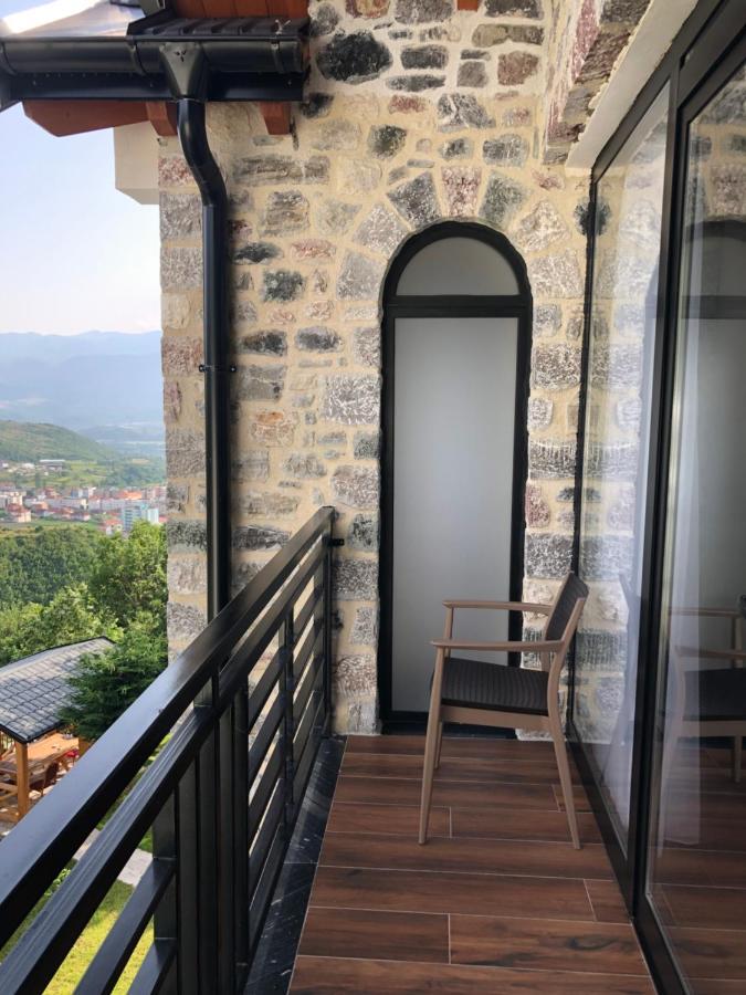 Bujtina Vrenezi Hotel Peshkopia Kültér fotó