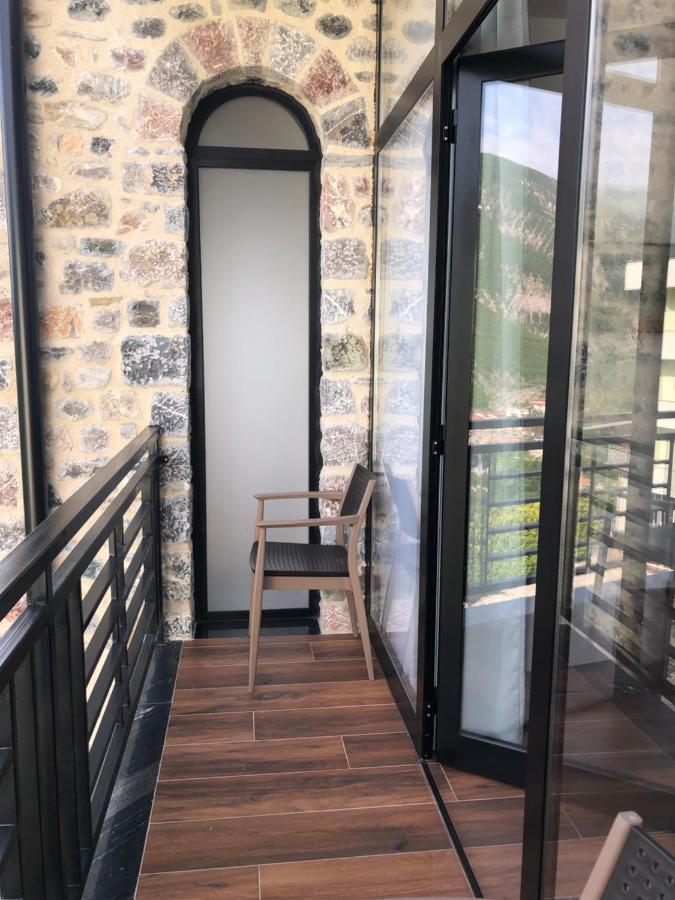 Bujtina Vrenezi Hotel Peshkopia Kültér fotó